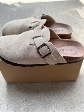 Kidmi  Beige Suede Slip-On Clog with Adjustable Buckle like new